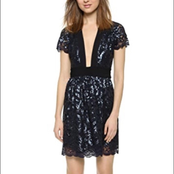 Diane Von Furstenberg Dresses & Skirts - Diane Von Furstenberg Sabina sequin wrap dress 🔥